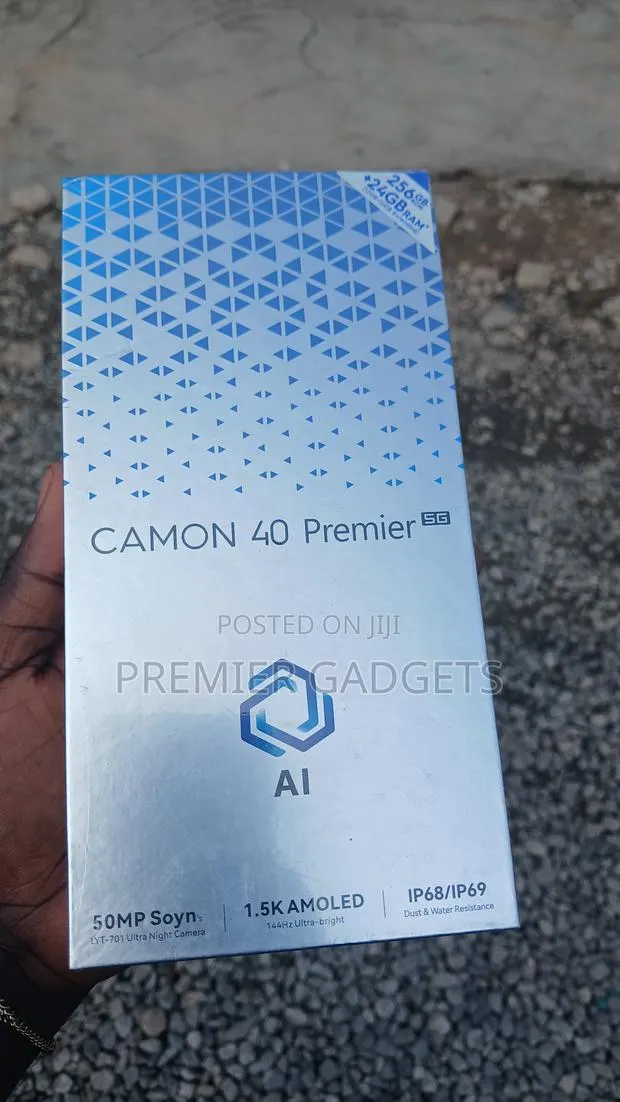 New Tecno Camon 40 Premier 5G 256 GB White · Photo 1