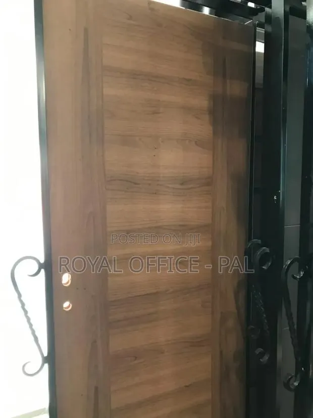 Solid Natural Wooden Interior Doors · Photo 1