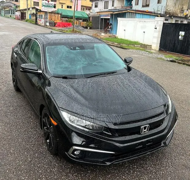Honda Civic Touring Sedan 2019 Black · Photo 1