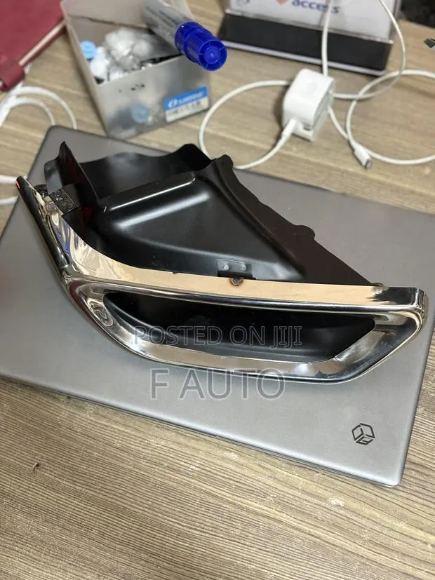 Honda Accord 2018,2019,2020,2021 Back Bumper EXHAUST MOUTH · Photo 1