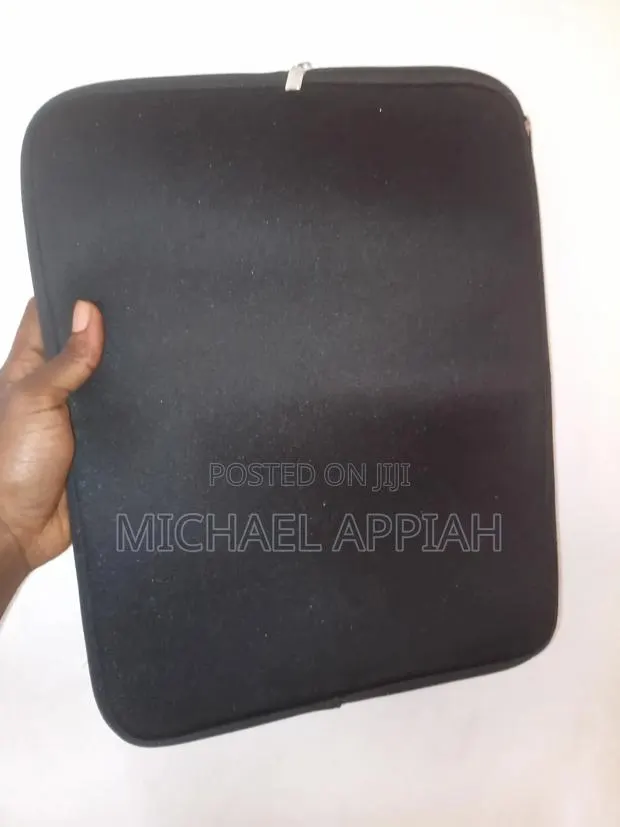 Laptop Sleeve Bag 15.6 Inches · Photo 1