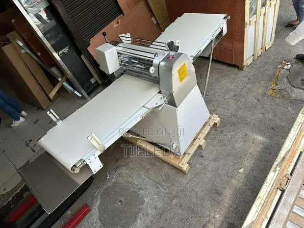Dough Sheeter Commercial · Photo 1