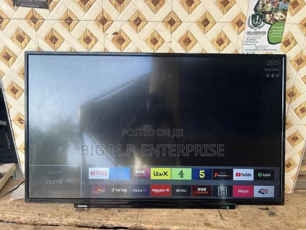 Toshiba 43 Inches 4K Ultra HD LED Smart Digital Satellite TV. · Photo 1