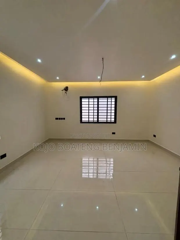 3bdrm House in Little Roses Area for sale · Photo 3