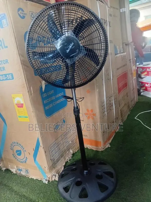 Decakila High-Performance Standing Fan – Built to Last · Photo 1