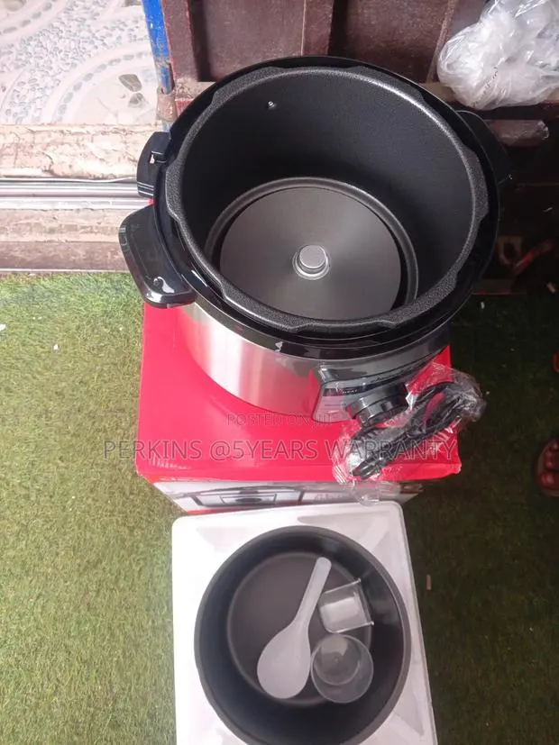 Fast Cooking Decakila Electric Pressure Cooker · Photo 1