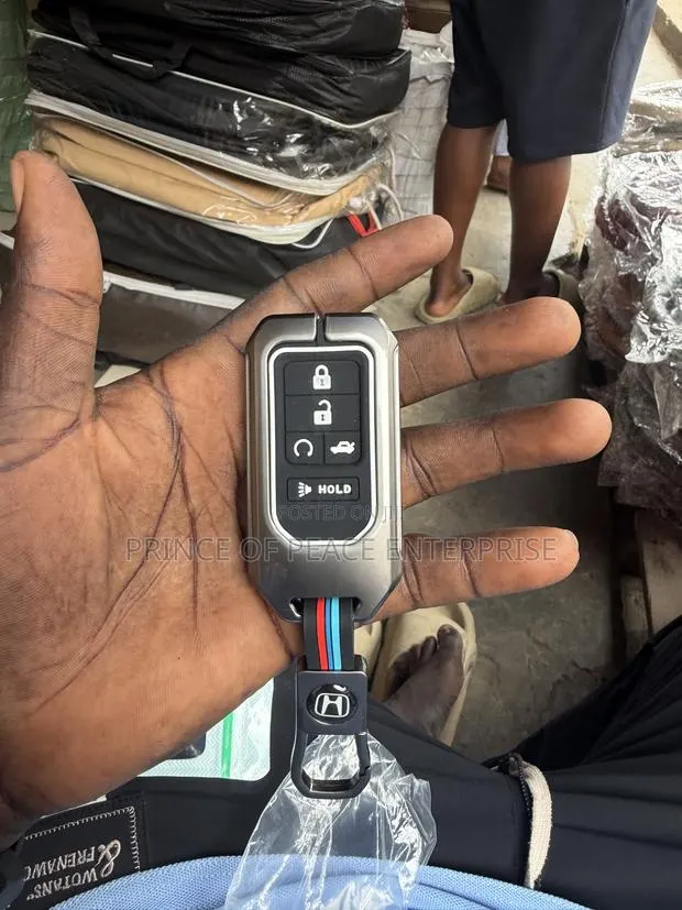 Honda Remote Car Cover With Key Holder · Photo 1