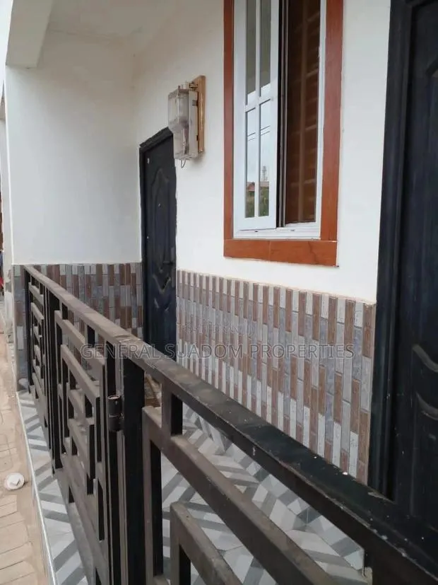 3bdrm Apartment in Suadom Properties, Baatsona Total for rent · Photo 1