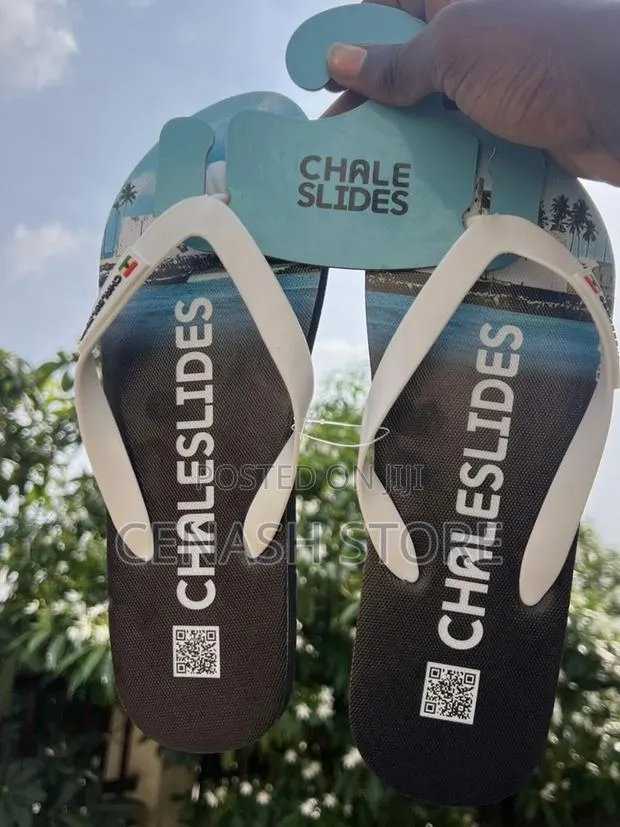 Chale Slides Classic Flip-Flop Slippers · Photo 1