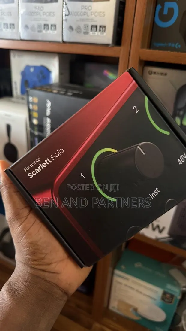 Focusrite Scarlett Solo 4th Gen USB-C Audio Interface. · Photo 1