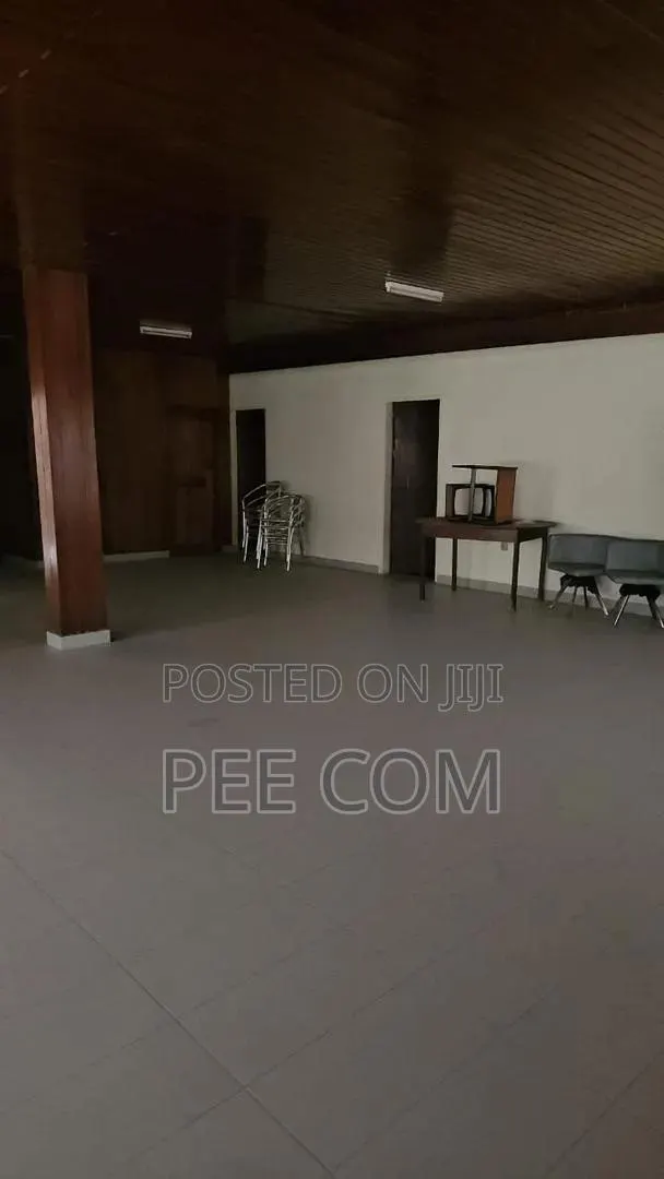 7bdrm House in School Area for sale · Photo 1