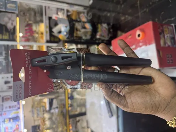 Tin Opener · Photo 1