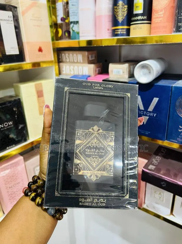 Oud For Glory Bade’E Al Oud Perfume · Photo 1