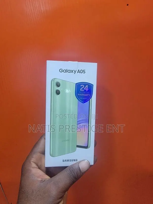 New Samsung Galaxy A05 128 GB Green · Photo 1