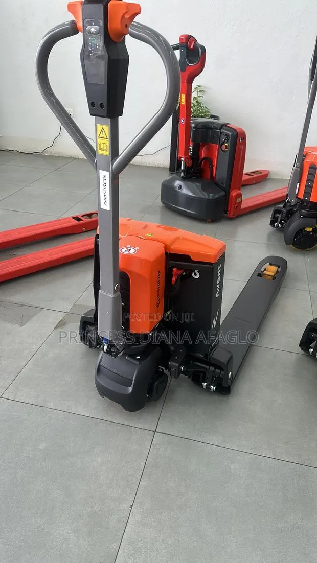 Electric Pallet Jack · Photo 1