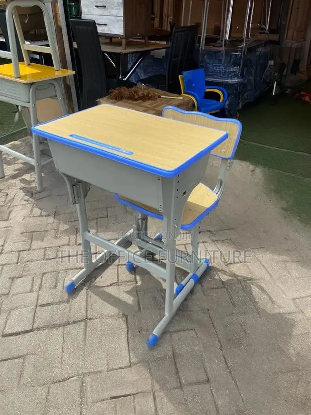 Student Table and Chair Set · Photo 1