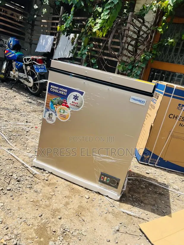 Get a New Gold Chest 150l Nas-200fl Freezer · Photo 1