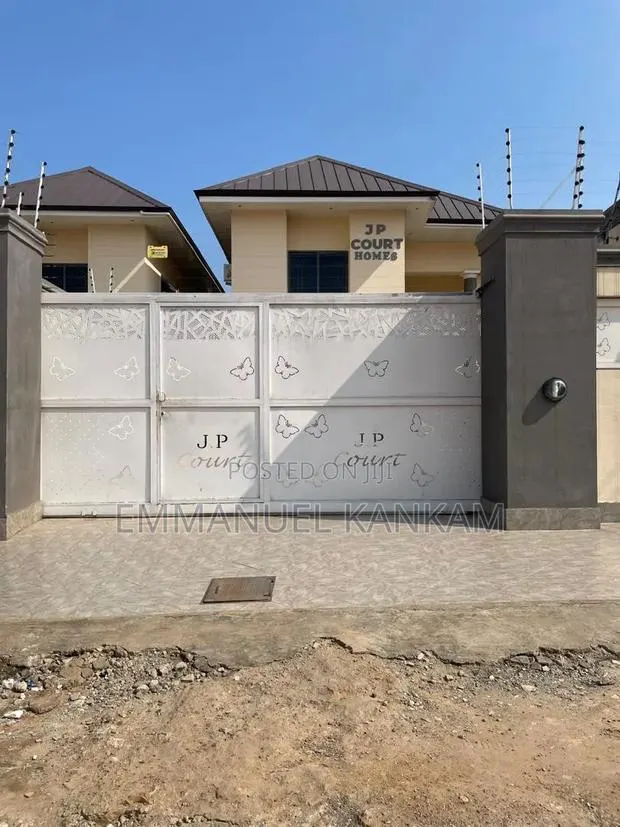 Furnished 4bdrm House in Tseaddo for rent · Photo 1