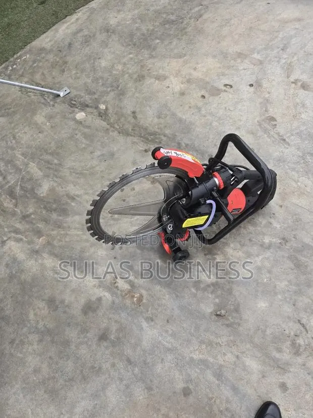Wall Cutting Machines · Photo 1