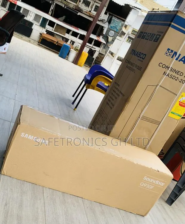 Newly Bulky Samsung Q930F 9.1.4ch Q-Series Soundbar With Subwoofer · Photo 1