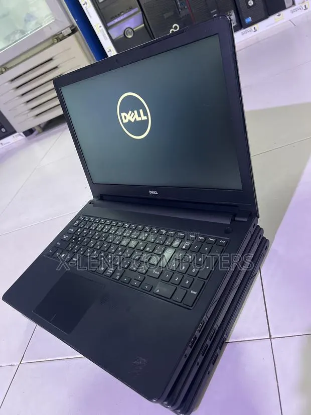 Laptop Dell Inspiron 15 8GB Intel Core i3 HDD 320GB · Photo 1