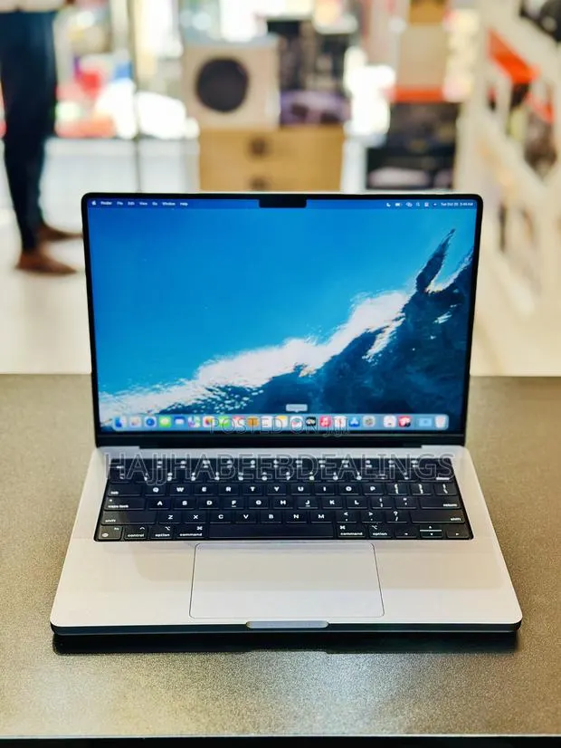 Laptop Apple MacBook Pro 2021 M1 16GB Apple M1 Pro SSD 512GB · Photo 1
