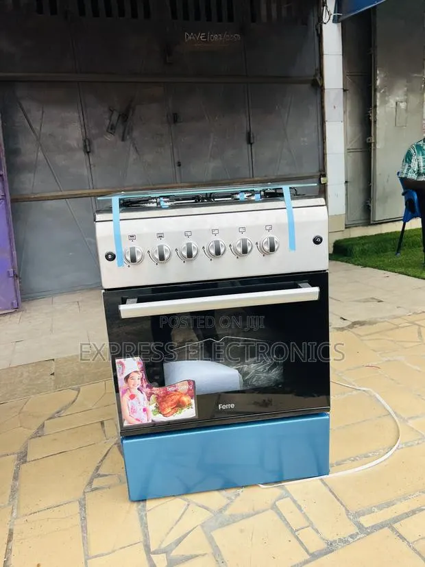 Ultra Modern New Line Gas Cooker Oven 4b 60/60 Sliver Grill Rotisserie · Photo 1