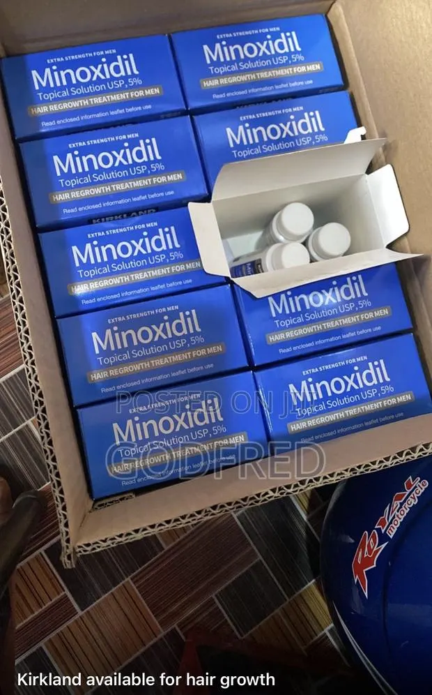 Kirkland Minoxidil Oil · Photo 1