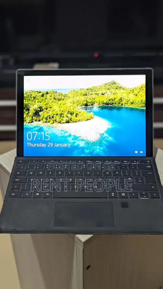 Laptop Microsoft Surface Pro 6 8GB Intel Core i7 SSD 256GB · Photo 1