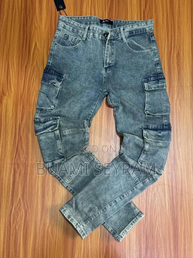 Side-Pocket Jeans Trousers · Photo 1