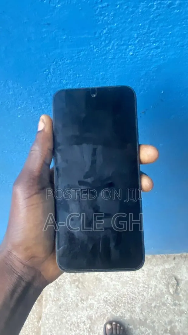 Tecno Spark 50 128 GB Blue · Photo 1