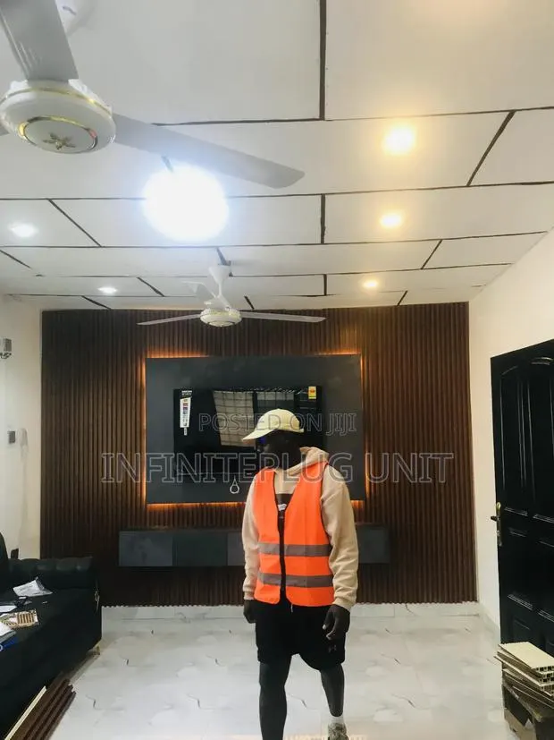 Panels and Tv Unit Installation · Photo 1