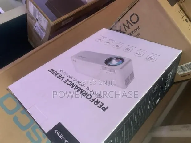 Ultra Clear Projector V630w · Photo 1