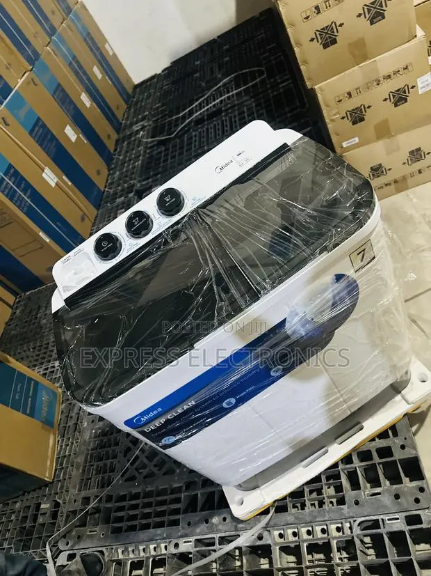 Cool Price Semi Automatic 7kg Topload Twintub Midea White · Photo 1