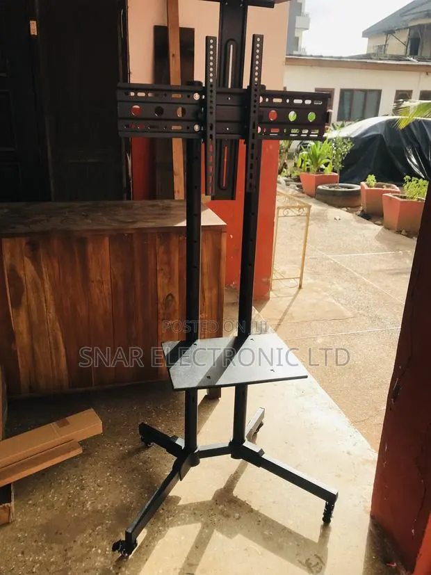 Highly Satisfying Universal Mobile TV Cart Stand · Photo 1
