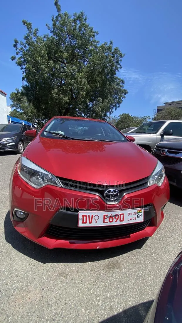 Toyota Corolla 2014 Red · Photo 1