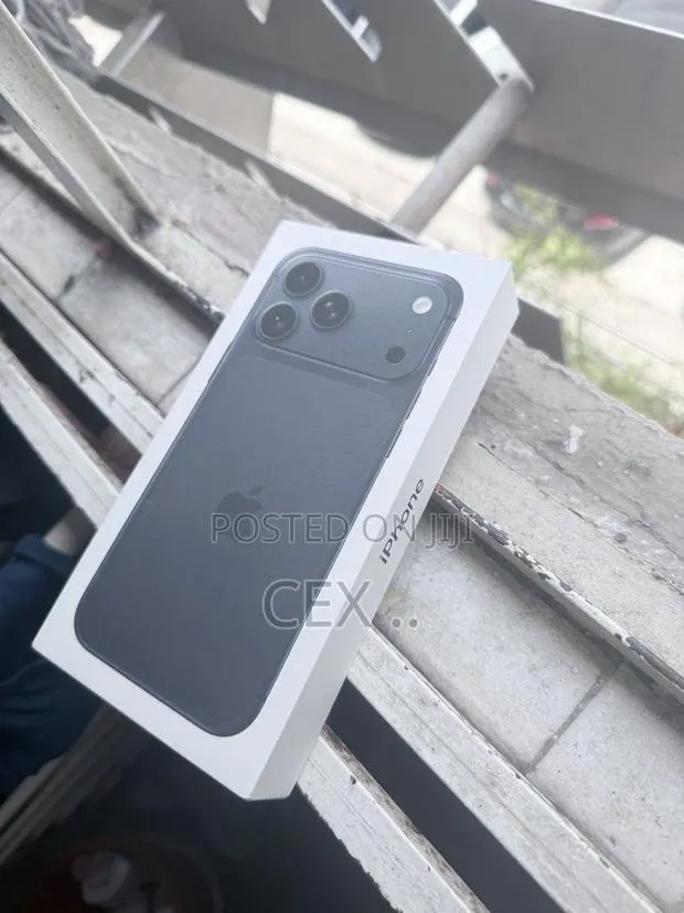 New Apple iPhone 17 Pro Max 1 TB Blue · Photo 1