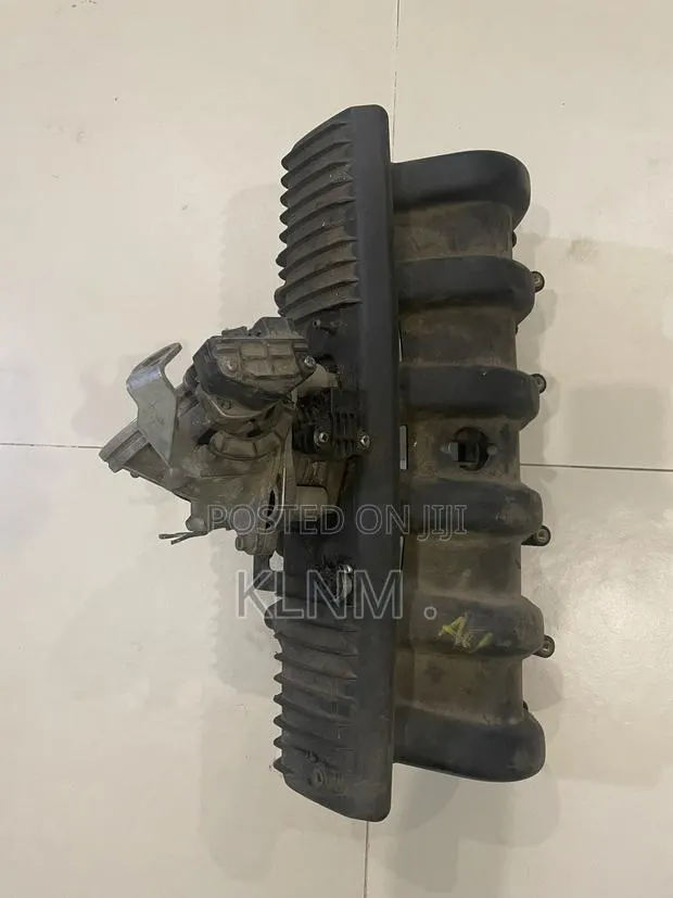 BMW M52tu Single Vanos Intake Manifold · Photo 1