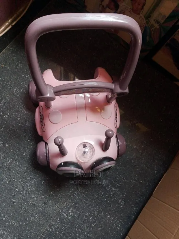 Baby Hand Walker With Music · Photo 1