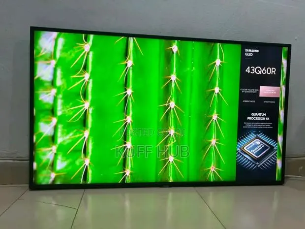 Samsung Qled TV With Remote · Photo 1