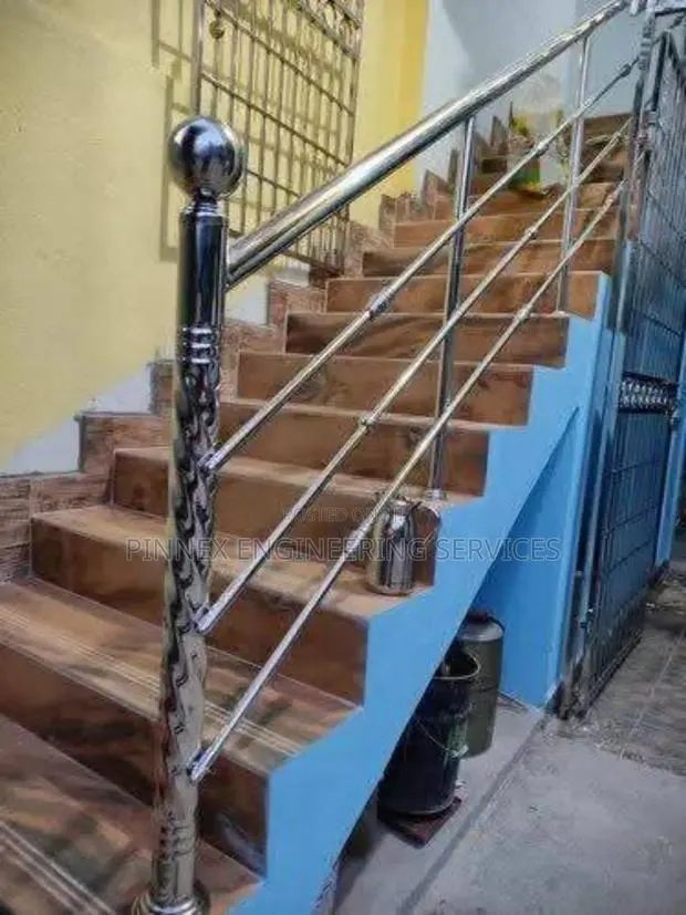 Handrail/ Stainless Steel Balustrades · Photo 1