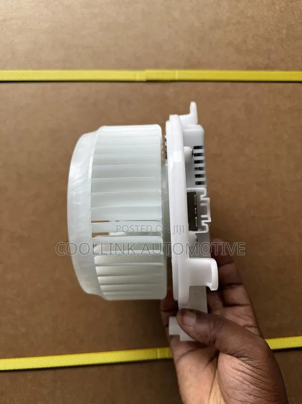 AC Blower for Land Cruiser 200(09-21) (Original-Malaysia) · Photo 1