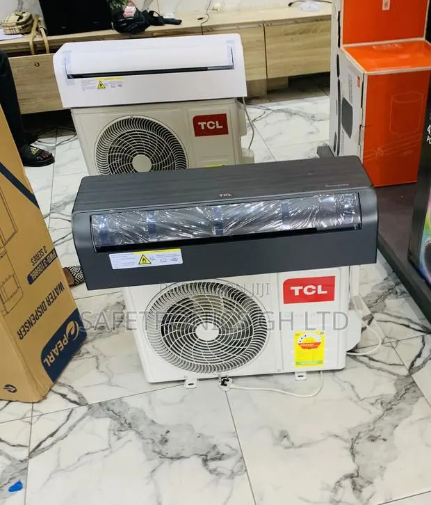 Correct New TCL 1.5 Hp Inverter Air Conditioner Black · Photo 1