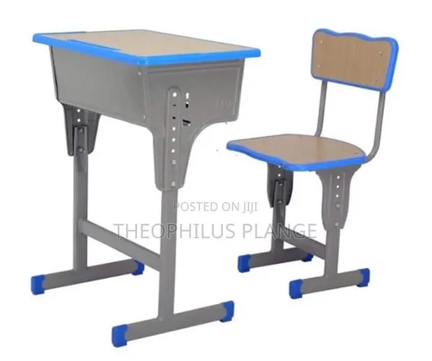 Students Table and Chair · Photo 1