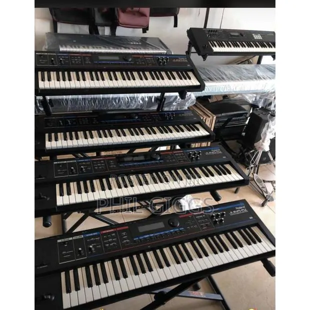 Roland Juno Di Keyboard’S · Photo 1