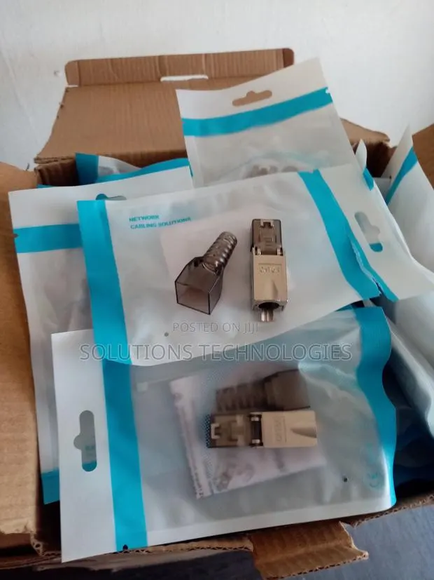 Cat 6A Shielded Rj45 Modular Plugs With Strain-Relief Boots · Photo 1