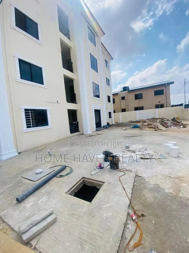 3bdrm Apartment in Akweteyman for rent · Photo 1