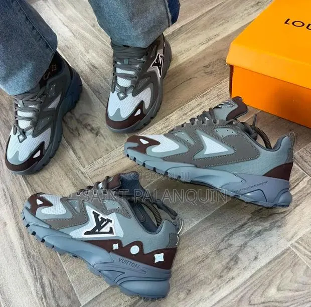 Louis Vuitton Sneaker · Photo 1