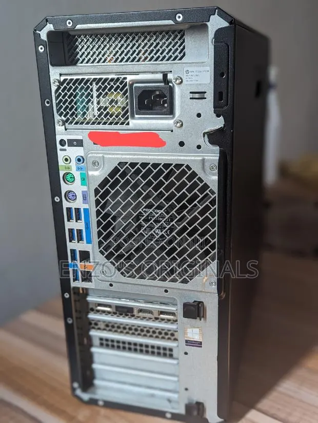 Desktop Computer HP Z4 32GB Intel Xeon SSD 1T · Photo 1