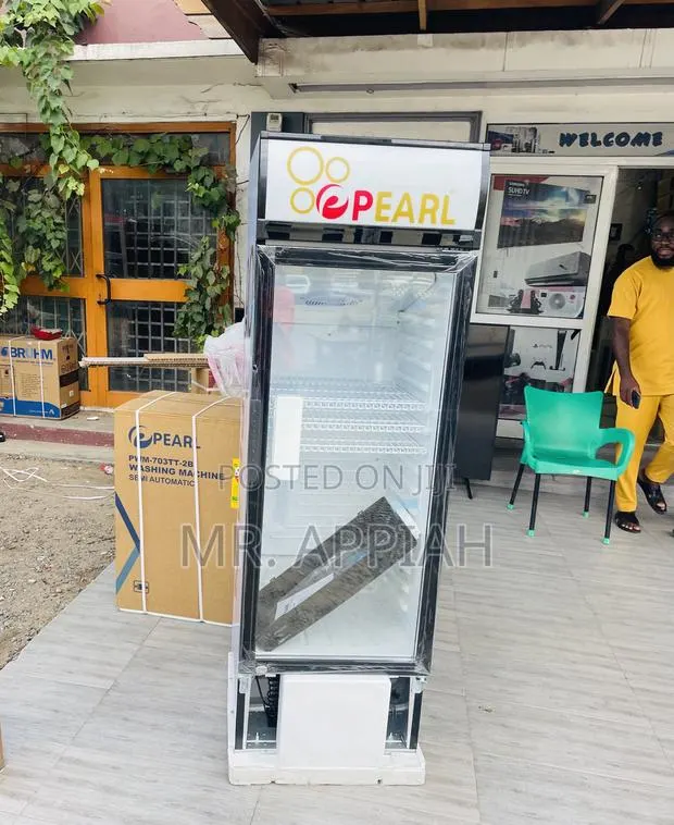 Choose Genuine Pearl PVC-316-2b 1 Door Display Fridge. · Photo 1